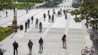 Aerial view of students walking on the USC campus.