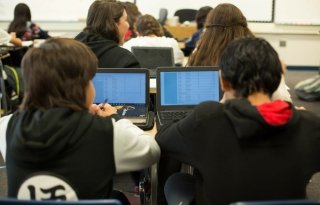 ai in school.jpeg kids learning AI
