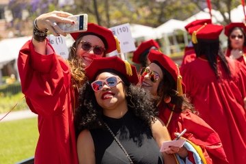 2022 USC Rossier Commencement (Photo/211 Photography)